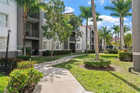 6851 SW 44th Street Miami FL 33155