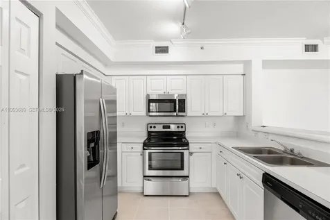 6851 SW 44th Street Miami FL 33155