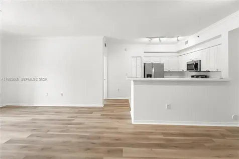 6851 SW 44th Street Miami FL 33155