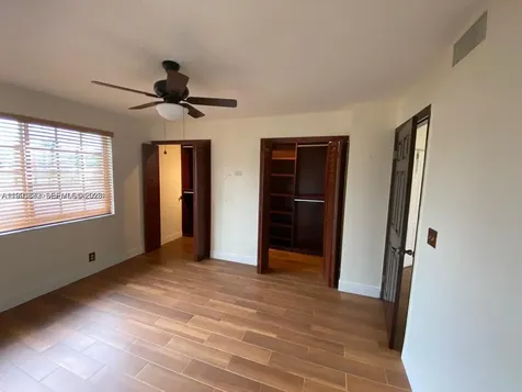 8713 SW 5th Street Pembroke Pines FL 33025