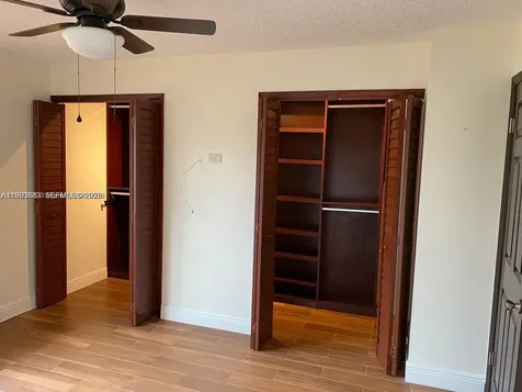 8713 SW 5th Street Pembroke Pines FL 33025