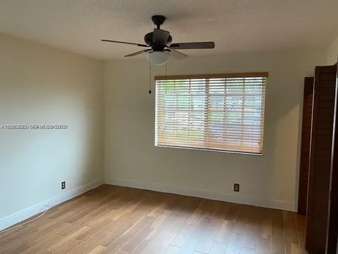 8713 SW 5th Street Pembroke Pines FL 33025