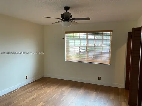8713 SW 5th Street Pembroke Pines FL 33025