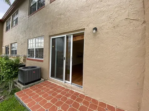 8713 SW 5th Street Pembroke Pines FL 33025