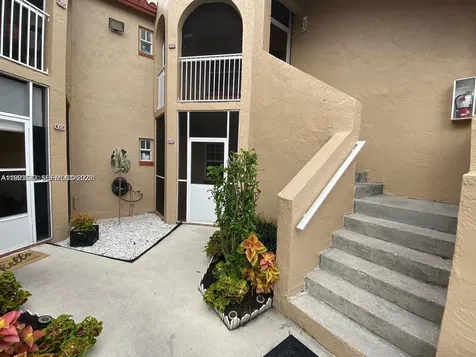 8713 SW 5th Street Pembroke Pines FL 33025