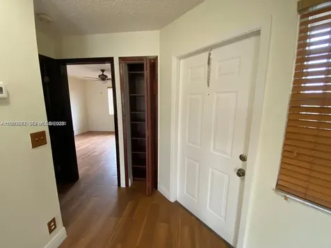 8713 SW 5th Street Pembroke Pines FL 33025