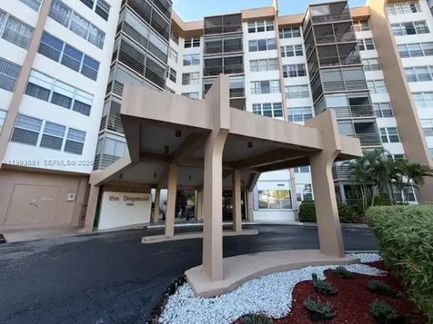 1100 Saint Charles Place Pembroke Pines FL 33026
