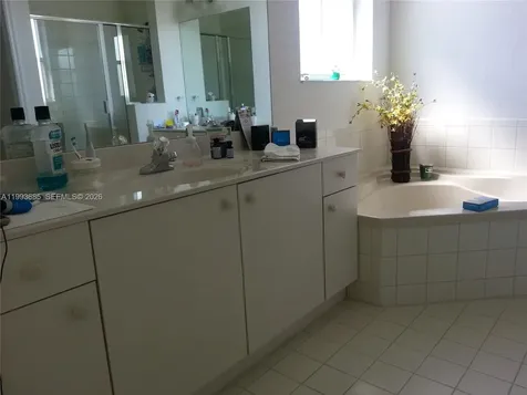 11050 NW 86th Terrace Doral FL 33178