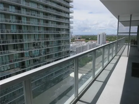 1111 SW 1 Avenue Miami FL 33130