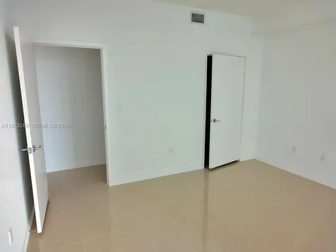 1111 SW 1 Avenue Miami FL 33130