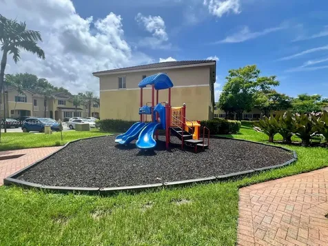 1934 SW 60th Avenue North Lauderdale FL 33068