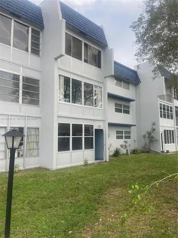 7897 Golf Circle Drive Margate FL 33063