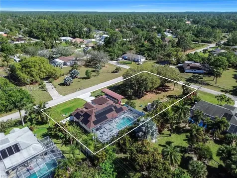 2504 E 7th Street Lehigh Acres FL 33936