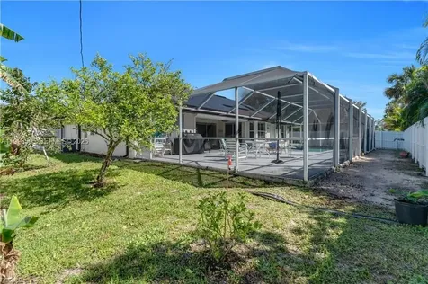 2504 E 7th Street Lehigh Acres FL 33936