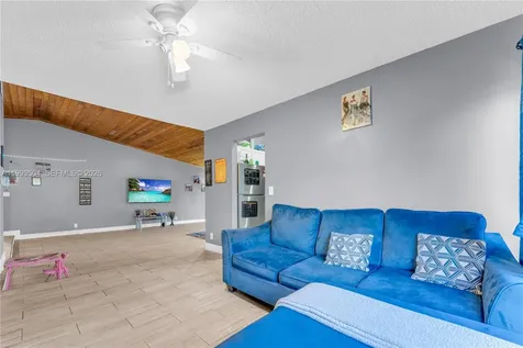 5701 NW 54th Way Tamarac FL 33319