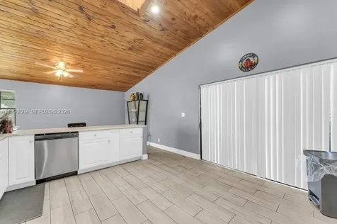 5701 NW 54th Way Tamarac FL 33319