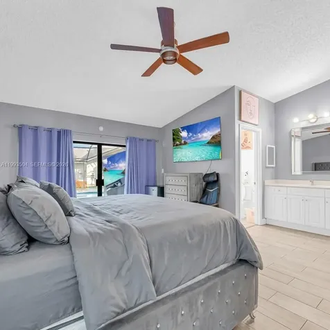 5701 NW 54th Way Tamarac FL 33319