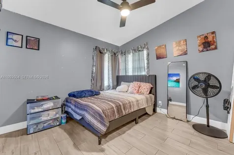 5701 NW 54th Way Tamarac FL 33319