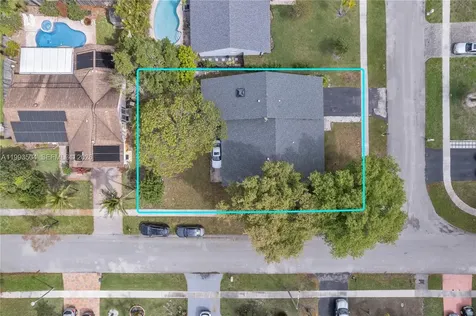 5701 NW 54th Way Tamarac FL 33319