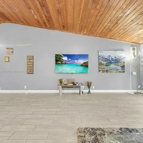 5701 NW 54th Way Tamarac FL 33319