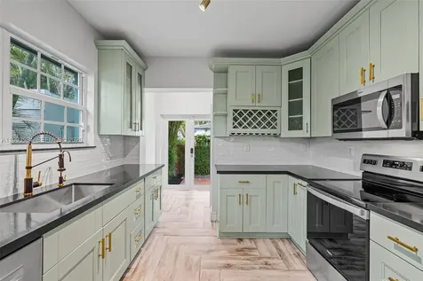 1209 La Mancha Avenue Coral Gables FL 33134
