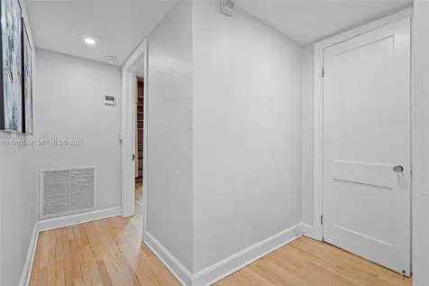 1209 La Mancha Avenue Coral Gables FL 33134