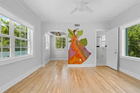1209 La Mancha Avenue Coral Gables FL 33134