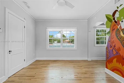 1209 La Mancha Avenue Coral Gables FL 33134