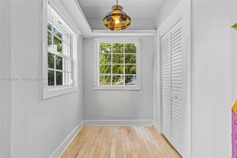 1209 La Mancha Avenue Coral Gables FL 33134