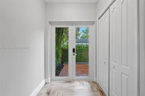 1209 La Mancha Avenue Coral Gables FL 33134