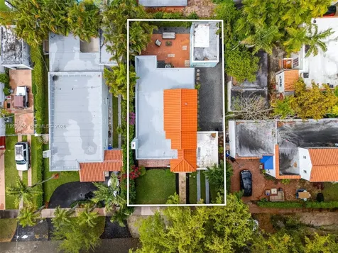 1209 La Mancha Avenue Coral Gables FL 33134
