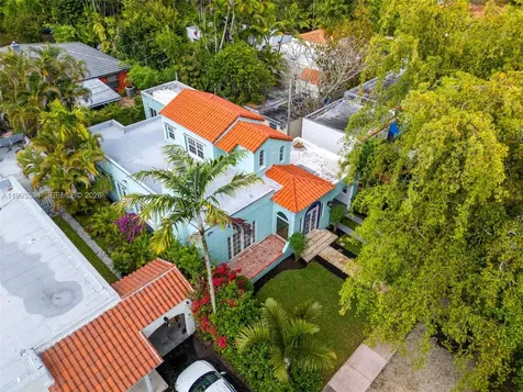 1209 La Mancha Avenue Coral Gables FL 33134