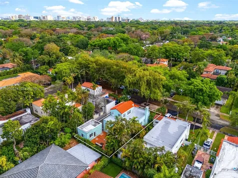 1209 La Mancha Avenue Coral Gables FL 33134