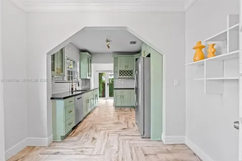 1209 La Mancha Avenue Coral Gables FL 33134