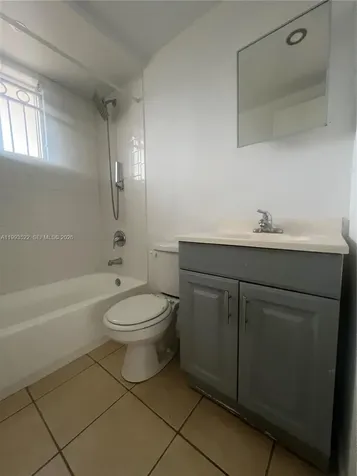 3680 Oak Avenue Miami FL 33133