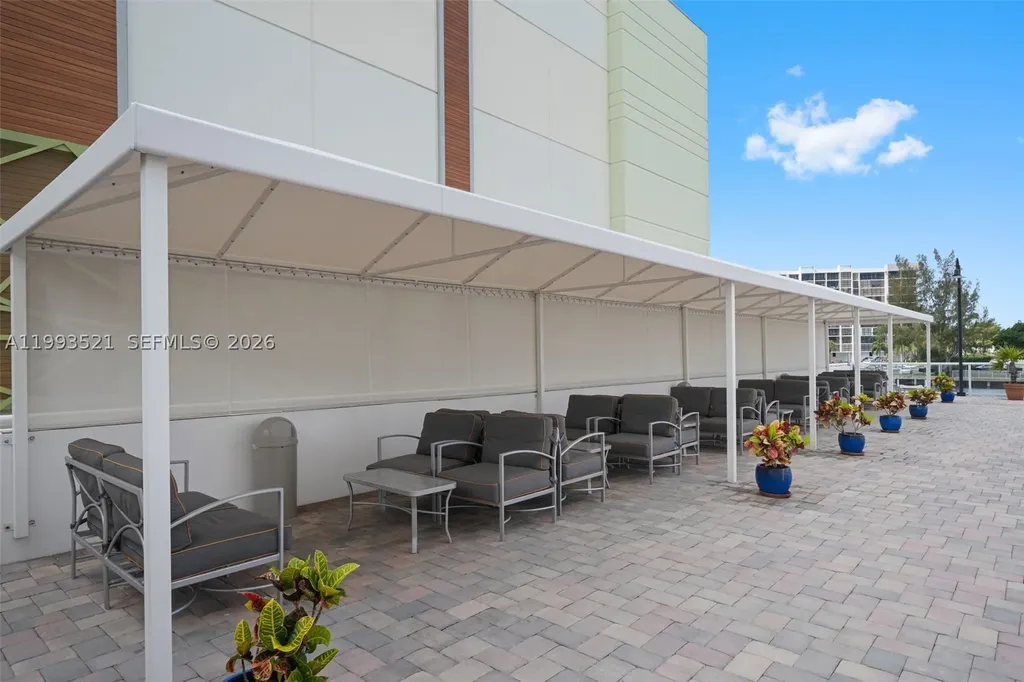 3000 S Ocean Drive Hollywood FL 33019