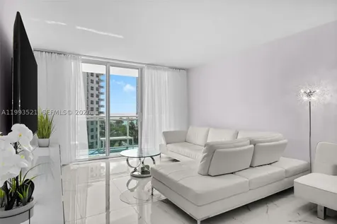 3000 S Ocean Drive Hollywood FL 33019