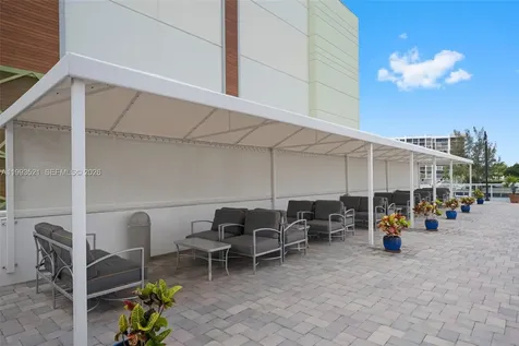 3000 S Ocean Drive Hollywood FL 33019