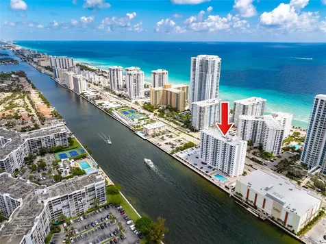 3000 S Ocean Drive Hollywood FL 33019