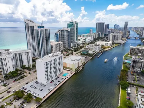 3000 S Ocean Drive Hollywood FL 33019
