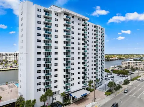 3000 S Ocean Drive Hollywood FL 33019