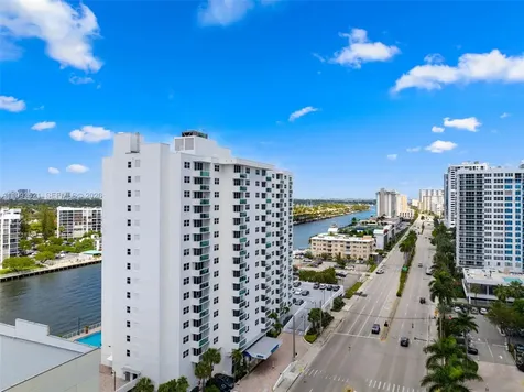 3000 S Ocean Drive Hollywood FL 33019