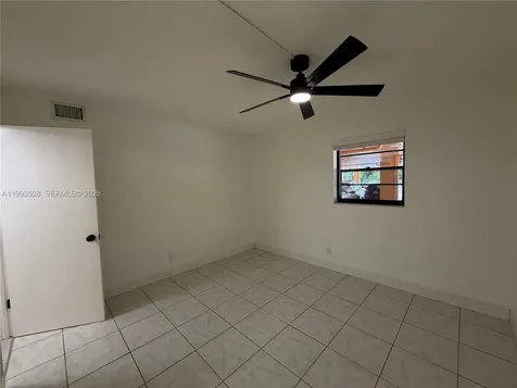 400 Commodore Drive Plantation FL 33325