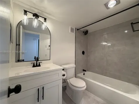 400 Commodore Drive Plantation FL 33325