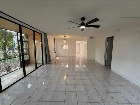 400 Commodore Drive Plantation FL 33325