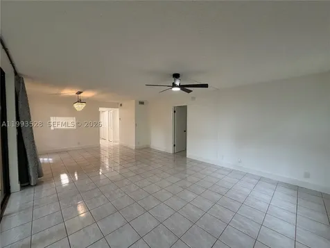 400 Commodore Drive Plantation FL 33325