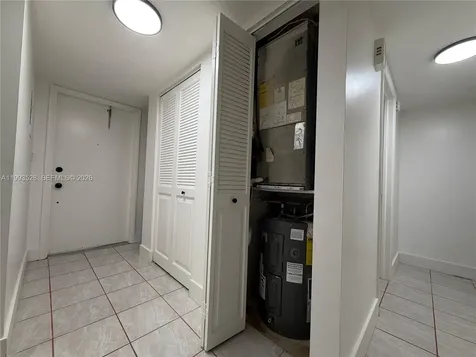 400 Commodore Drive Plantation FL 33325