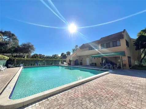 400 Commodore Drive Plantation FL 33325