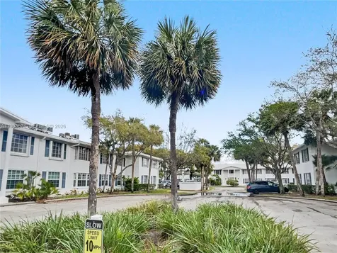 2270 NE 68th Street Fort Lauderdale FL 33308
