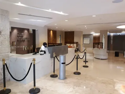 2555 Collins Avenue Miami Beach FL 33140